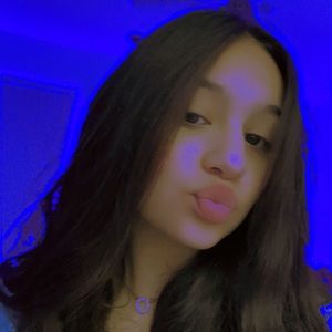 Meet your Posher, Layla